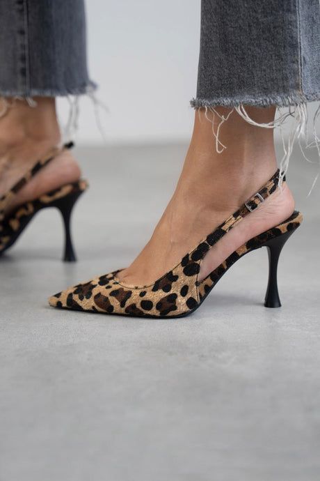 Celina Leopard Pumps